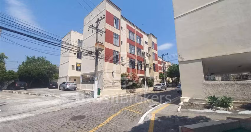 APARTAMENTO NO CONDOMINIO SANTA CRUZ - PORTUGUESA/ILHA DO GOVERNADOR
