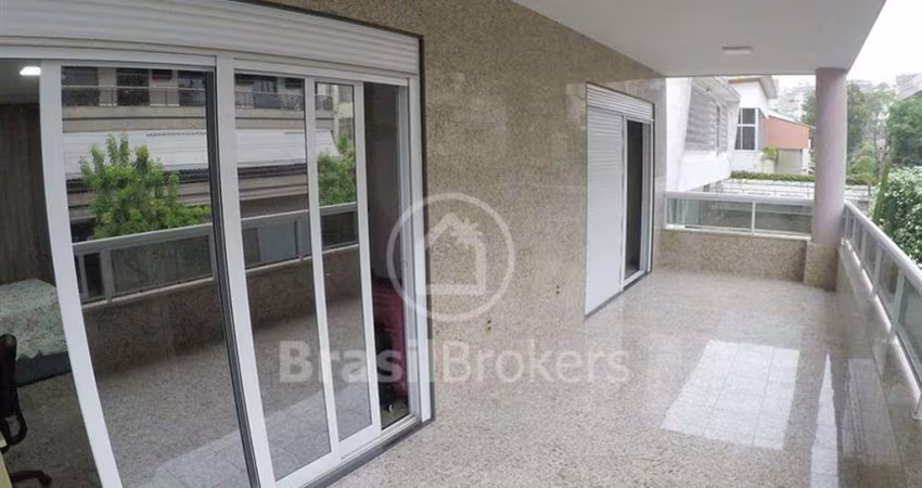 Casa à venda com 463,00m² e 4 quartos em Jardim Guanabara, Rio de Janeiro - rj