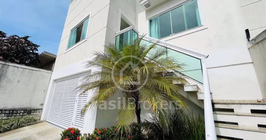 Casa maravilhosa com 4 quartos  no Jardim Guanabara, Rio de Janeiro - rj