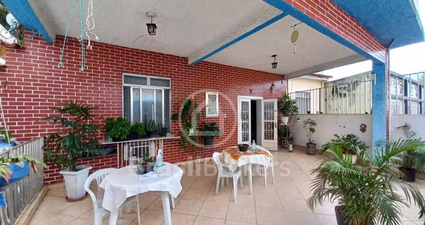 Ótima casa à venda com 148,00m²  - 5 quartos na  Praia da Bandeira, Ilha do Governandor - rj