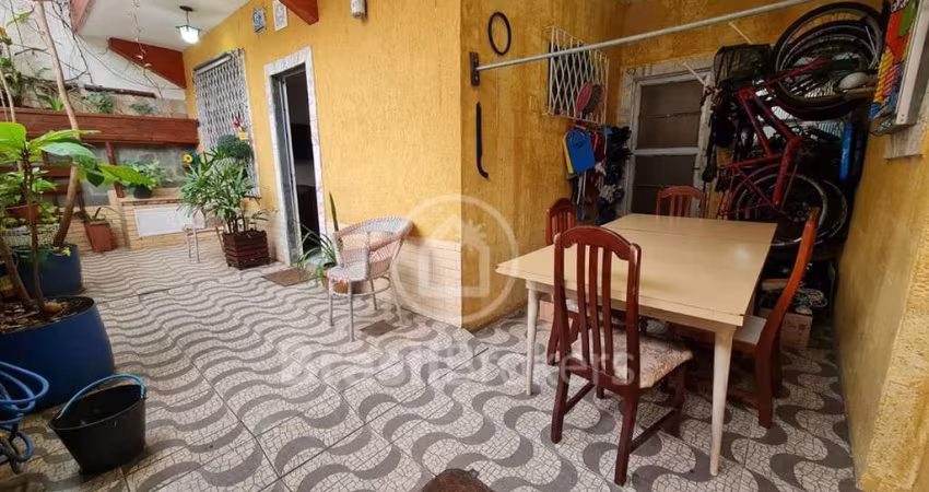 CASA DUPLEX NA PORTUGUESA - 179m²  - 4 QUARTOS