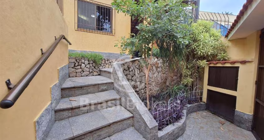 Casa Duplex Jardim Carioca, com energia solar