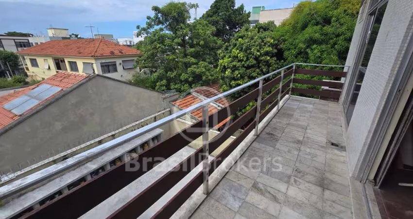 APARTAMENTO 2 QUARTOS - 65m² COM VARANDA - FREGUESIA - RIO DE JANEIRO