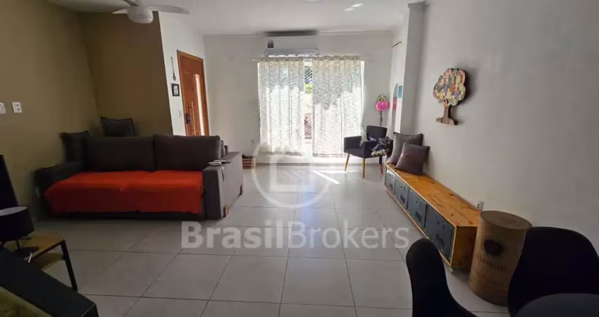 Linda casa triplex na portuguesa ao lado do shopping ilha plaza
