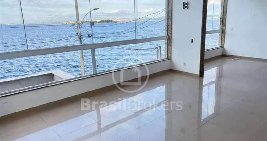 Casa com vista eterna pra Baía de Guanabara