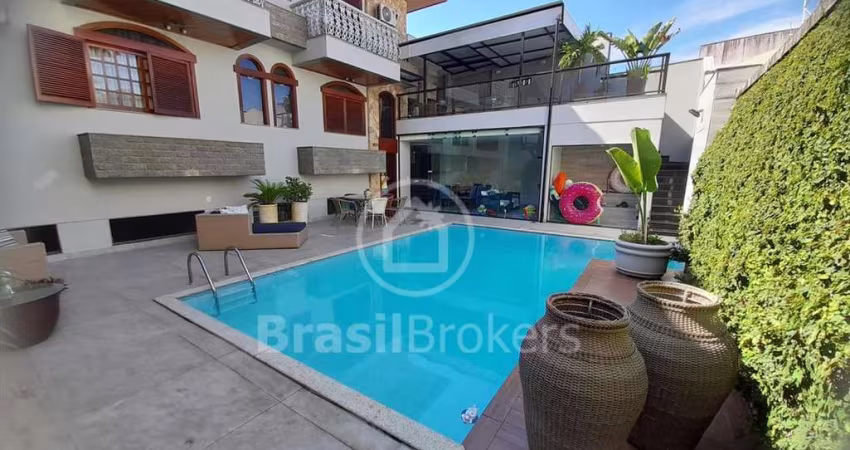 Casa à venda com 475,00m² e 4 quartos em Jardim Guanabara, Rio de Janeiro - rj