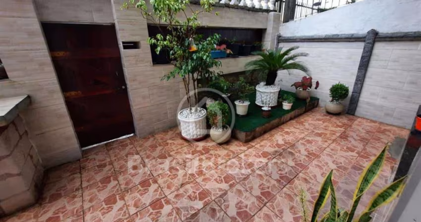 Casa à venda com 228,00m² e 5 quartos em Freguesia (Ilha do Governador), Rio de Janeiro - rj