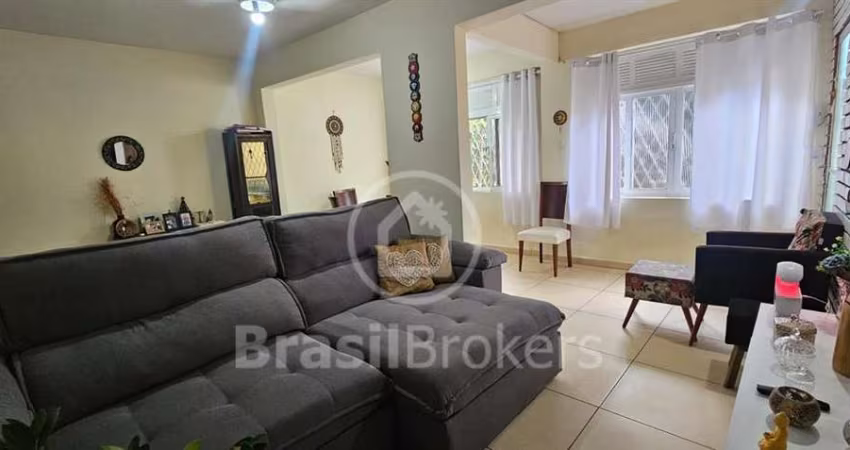 DUAS CASAS PELO VALOR DE UMA!