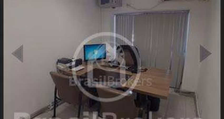 SALA A VENDA NO CORAÇÃO DO TÁUA