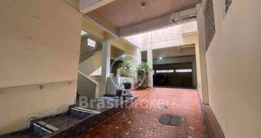 APARTAMENTO 3 QUARTOS