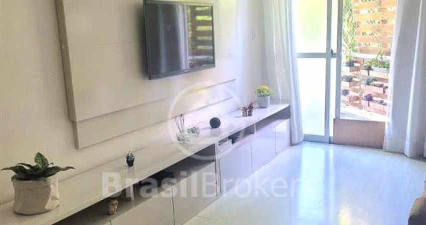Apartamento a Venda 2 quartos na Praia da Bandeira