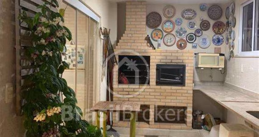Cobertura Duplex à venda com 210,00m² e 3 quartos em Jardim Guanabara, Rio de Janeiro - rj