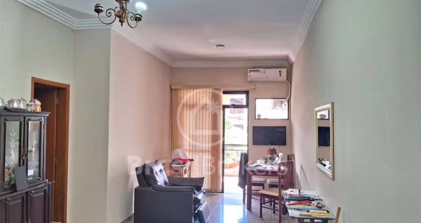 EXCELENTE APARTAMENTO EM CONDOMÍNIO FECHADO