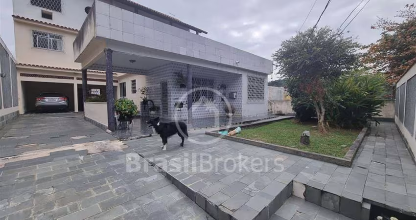 Casa à venda com 369,00m² e 4 quartos em Freguesia (Ilha do Governador), Rio de Janeiro - rj