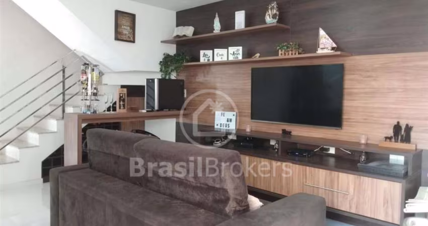 Casa de Condomínio à venda com 120,00m² e 3 quartos em Jardim Guanabara, Rio de Janeiro - rj