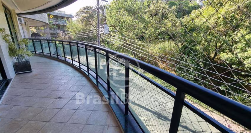 Apartamento à venda com 218,00m² e 4 quartos em Jardim Guanabara, Rio de Janeiro - rj