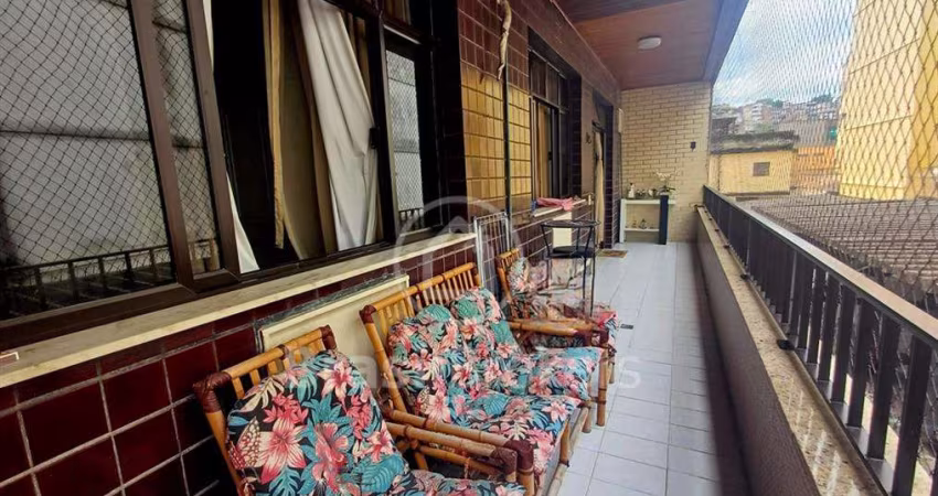 Apartamento de 3 quartos 1 suíte, dependência completa em rua tranquila, próximo a Praia da Bica!