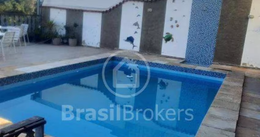Casa à venda com 480,00m² e 4 quartos em Bancários, Rio de Janeiro - rj