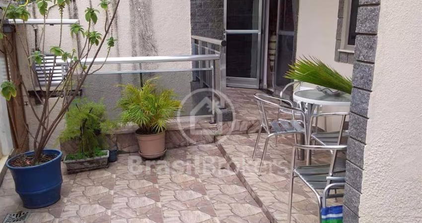Casa à venda com 149,00m² e 3 quartos em Pitangueiras, Rio de Janeiro - rj