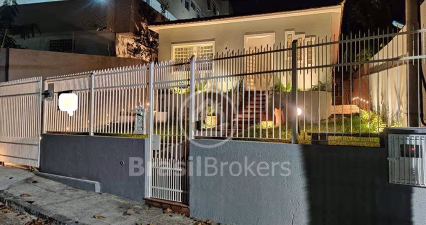 EXCELENTE CASA LINEAR JARDIM GUANABARA