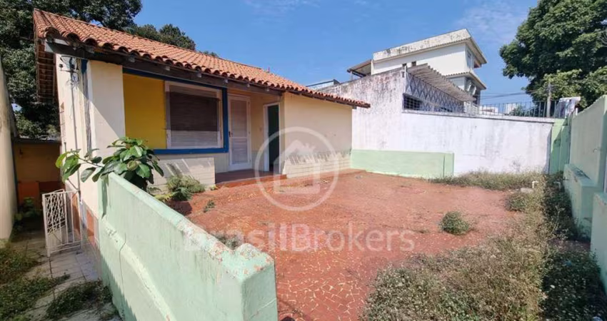 Casa à venda com 288,00m² e 2 quartos em Jardim Guanabara, Rio de Janeiro - rj