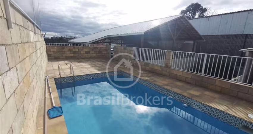 Casa à venda com 472,00m² e 4 quartos em Jardim Guanabara, Rio de Janeiro - rj