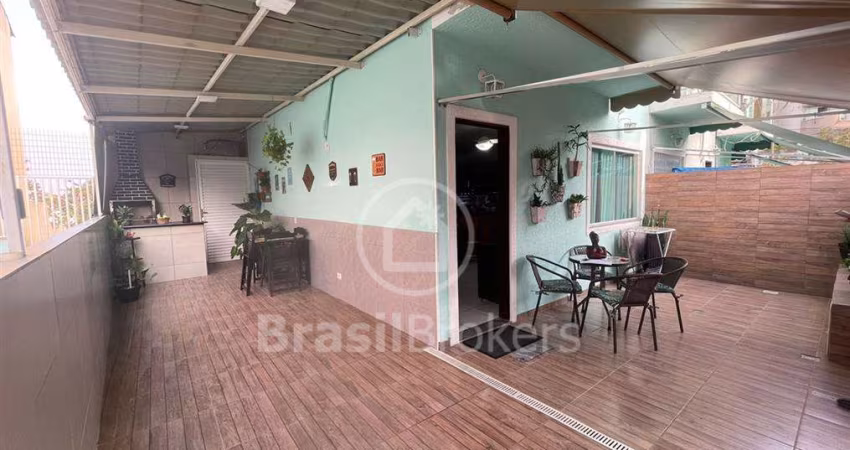 Casa à venda com 70,00m² e 2 quartos em Jardim Guanabara, Rio de Janeiro - RJ