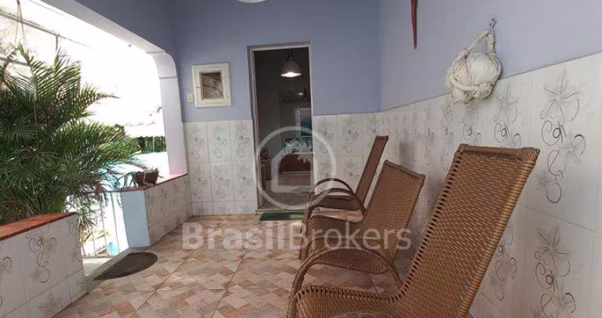 Casa à venda com 204,00m² e 2 quartos em Tauá, Rio de Janeiro - rj