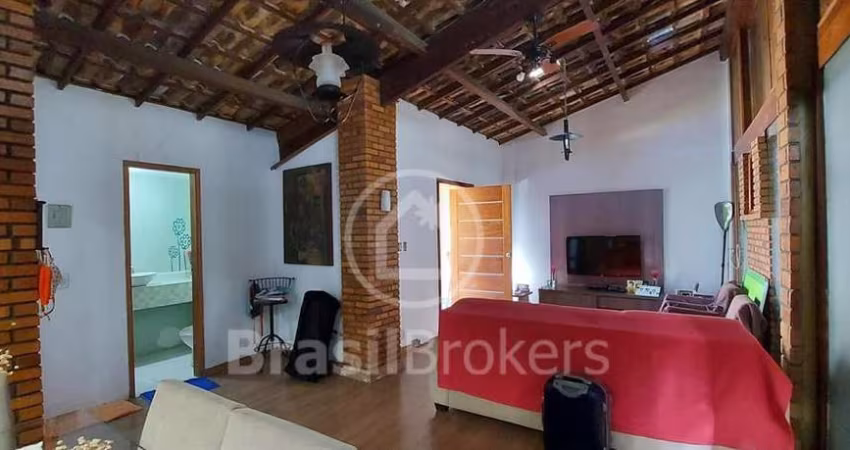 Casa à venda com 227,00m² e 5 quartos em Tauá, Rio de Janeiro - rj