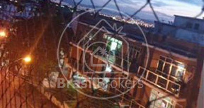 CONDOMINIO DO EDIFICIO MARIANA - Apartamento 3 quartos, sendo 1 suíte