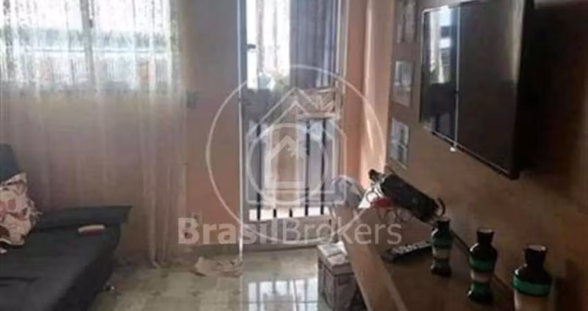 Apartamento 2 quartos, sendo 1 suíte