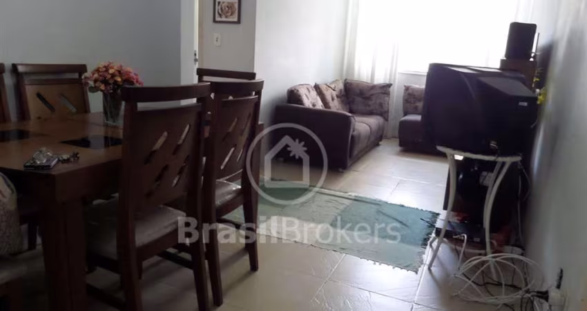 CONDOMINIO DO EDIFICIO SYLVIO MONTEIRO I - Apartamento 2 quartos