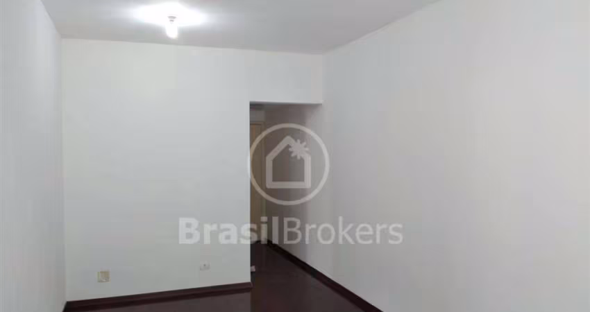 CONDOMINIO DO EDIFICIO CANARINHOS - Apartamento 2 quartos