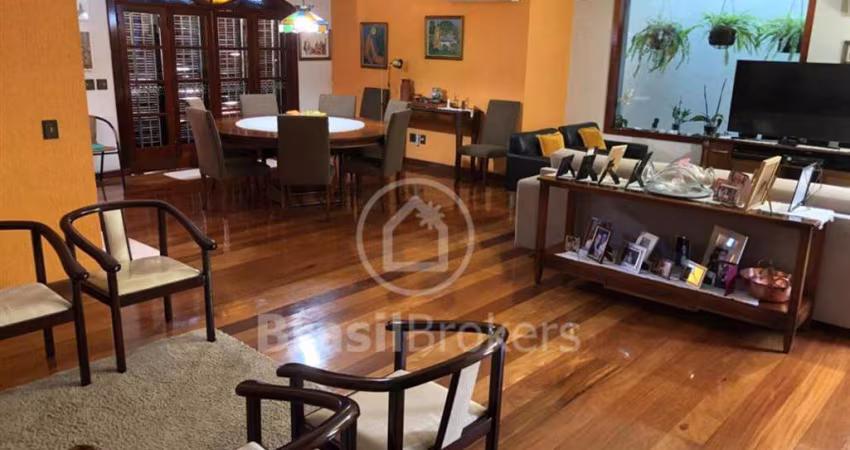 Casa à venda com 383,00m² e 4 quartos em Jardim Guanabara, Rio de Janeiro - rj