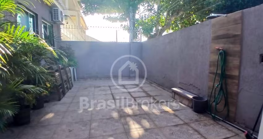 Casa 4 quartos, sendo 1 suíte