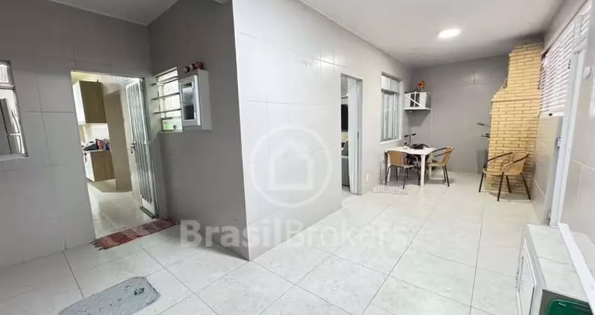 Linda casa na portuguesa - ilha do governador - rj - 130m²