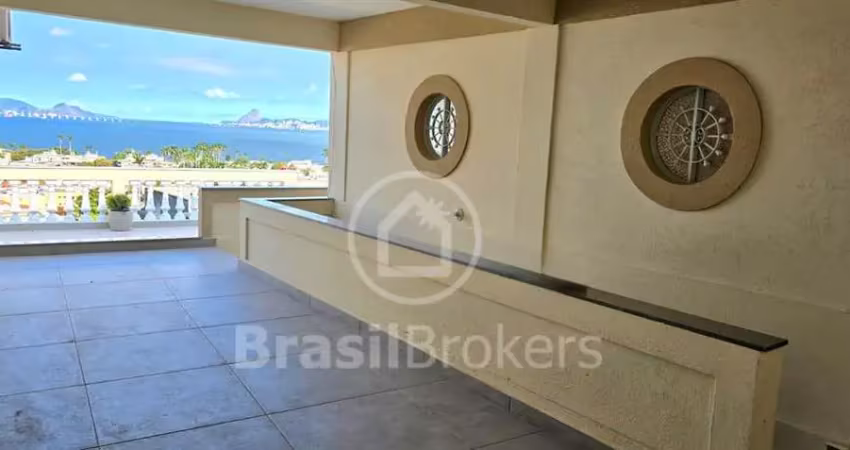 Casa jardim guanabara , vista da baia, 4 quartos, sendo 4 suítes.