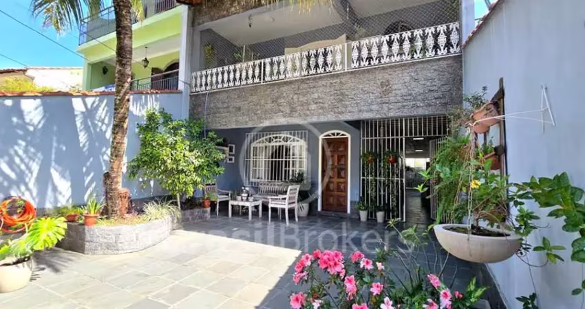 Casa village - quatro quartos , área de lazer com piscina e terraço