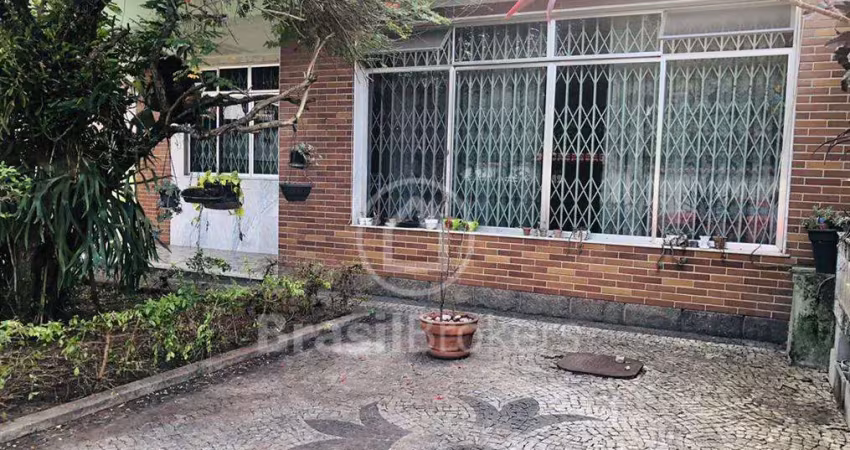 A casa dos seus sonhos no cocotá - 3 suítes, amplo terreno e muito conforto