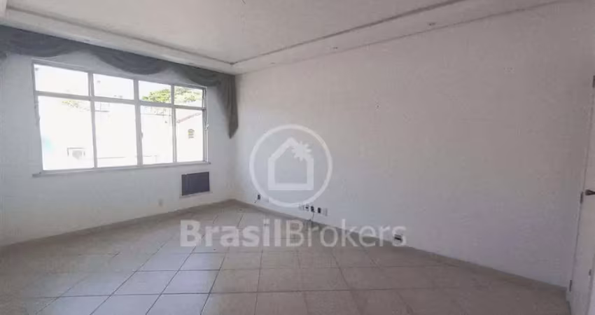 Apartamento com  118m²  de 3 quartos, com 2 suítes, bem pertinho do corredor esportivo no moneró!