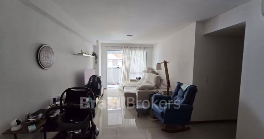 Apartamento com 3 Quartos uma suite, 3 banheiros. 111,99m²