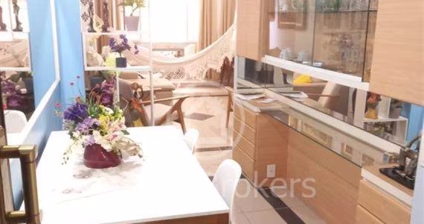 Apartamento de 2 quartos na Nossa Senhora de Copacabana