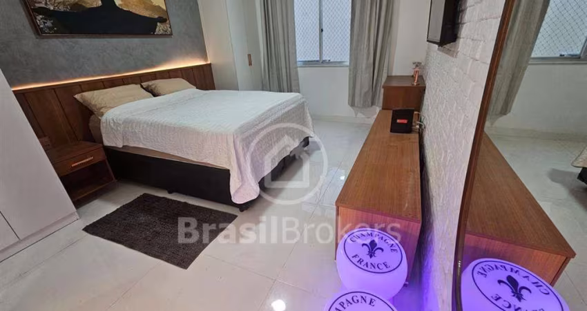 Apartamento com três quartos e uma suite no Edifício Diretor Jorge Araujo