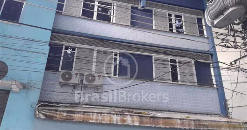 Casa à venda com 264,00m² e 4 quartos em Catete, Rio de Janeiro - rj