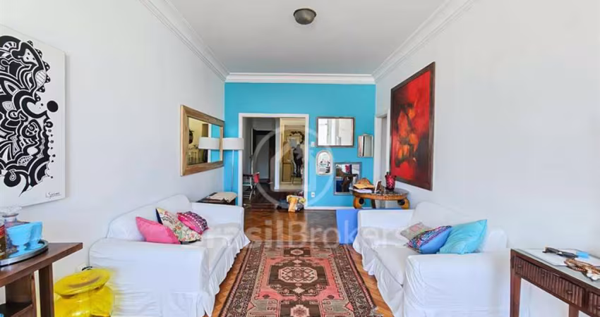 Apartamento à venda em Copacabana, 108m², 3 quartos, 1 suíte e 1 vaga