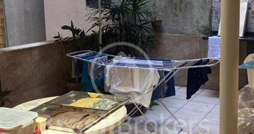 Apartamento, à venda 55m² de fundos