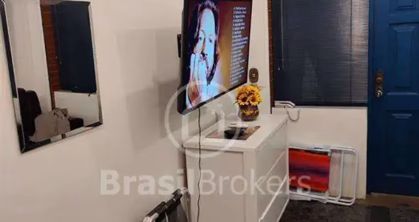 Apartamento à venda com 27,20m² e 1 quarto em COPACABANA, Rio de Janeiro - RJ