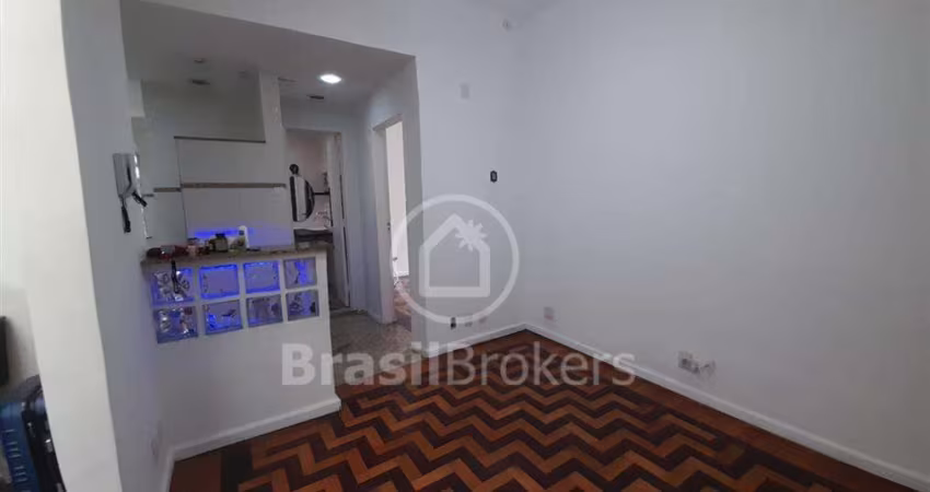 Apartamento à venda com 82,00m² e 1 quarto em Copacabana, Rio de Janeiro - RJ