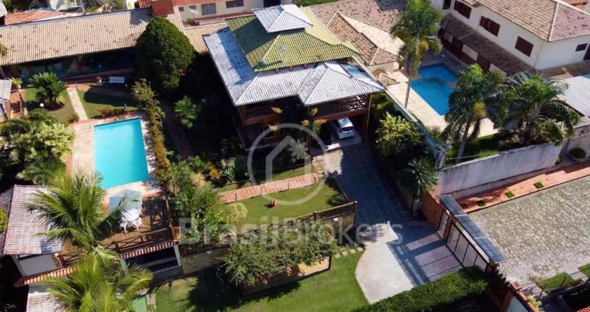 Rural à venda com 3290,00m² e 8 quartos em Vila Saluráris, Paraíba do Sul - rj