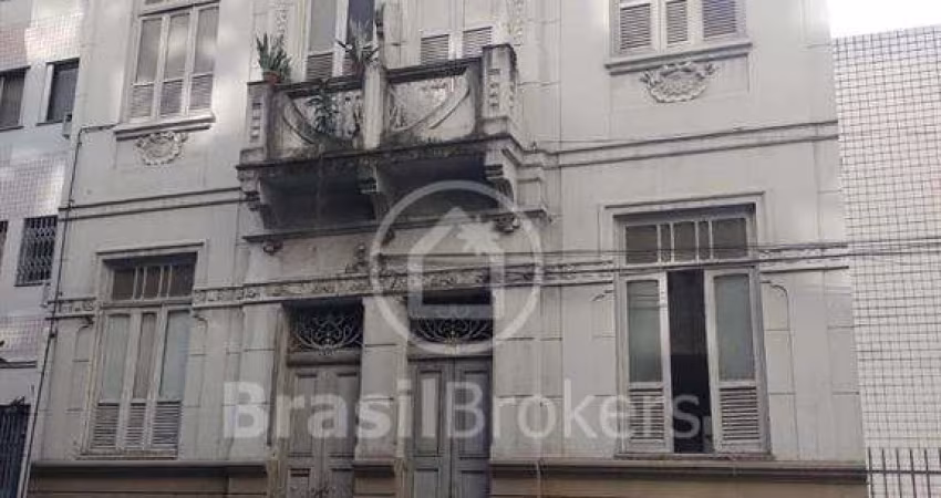 Casa à venda com 216,00m² e 7 quartos em Flamengo, Rio de Janeiro - rj